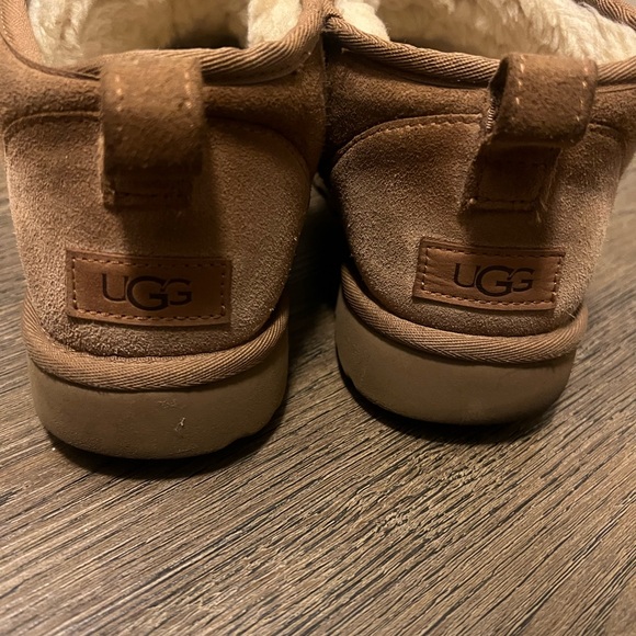 UGG women’s Brown Boots - ACCEPTING OFFERS!